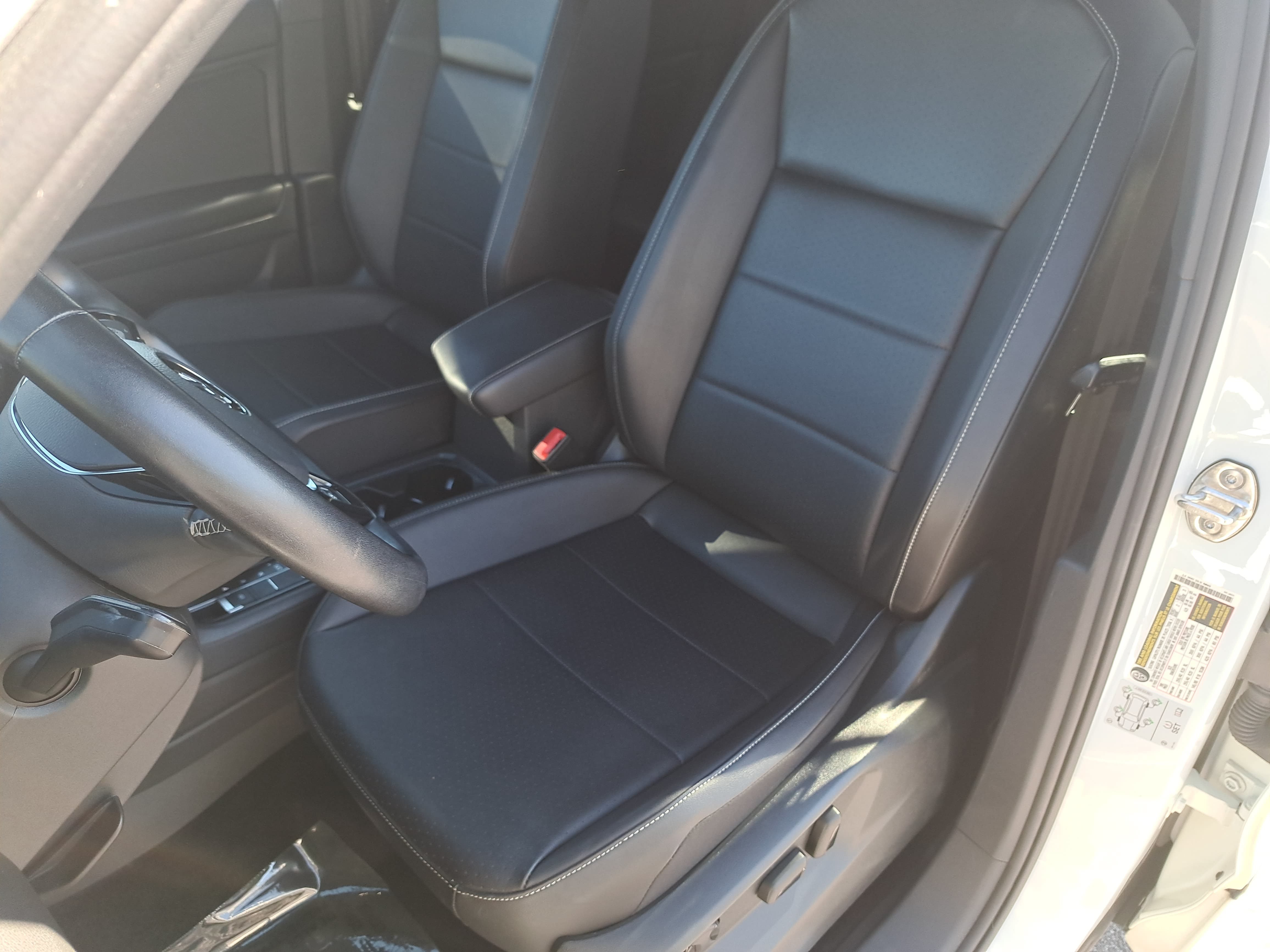 Certified 2021 Volkswagen Tiguan SE R-Line AWD/4WD image 15