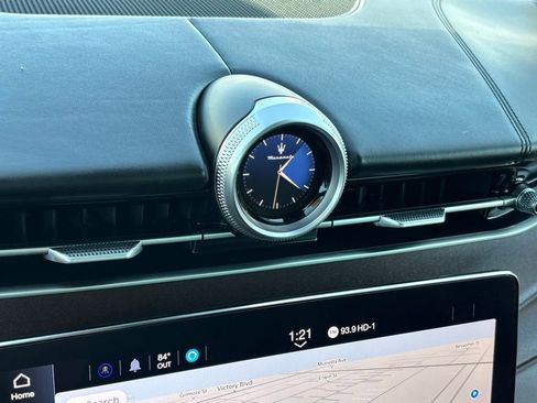 Used 2023 Maserati Grecale GT image 27