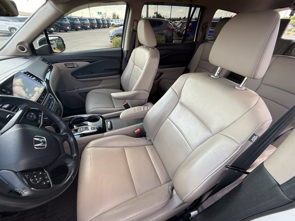 Used 2019 Honda Pilot Touring image 8