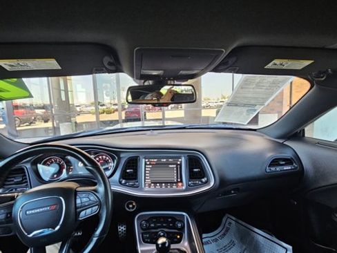 Used 2021 Dodge Challenger R/T Scat Pack w/ Driver Convenience Group image 15