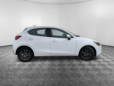 Used 2020 Toyota Yaris LE image 5