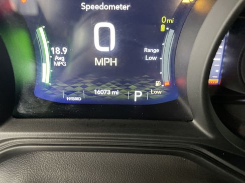 Used 2024 Jeep Wrangler Unlimited w/ Convenience Group AWD/4WD image 6