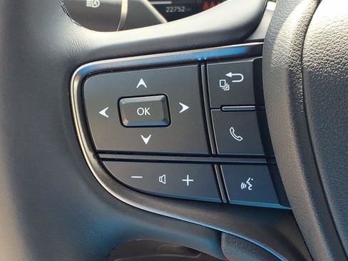 Used 2025 Lexus UX 300h AWD w/ Cold Area Package image 15