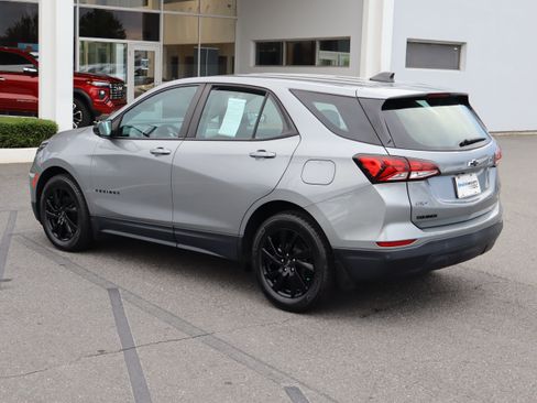 Used 2023 Chevrolet Equinox LS w/ Sport Edition FWD image 8