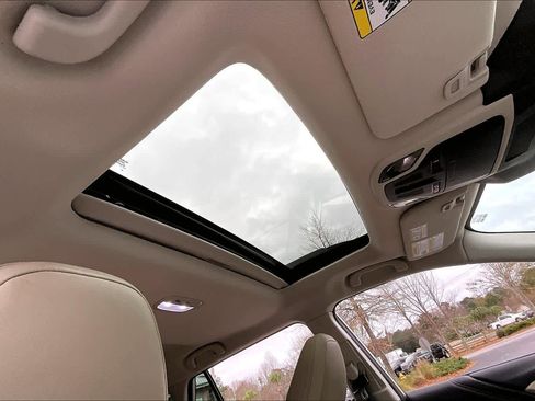 Used 2024 Subaru Outback Limited XT image 13