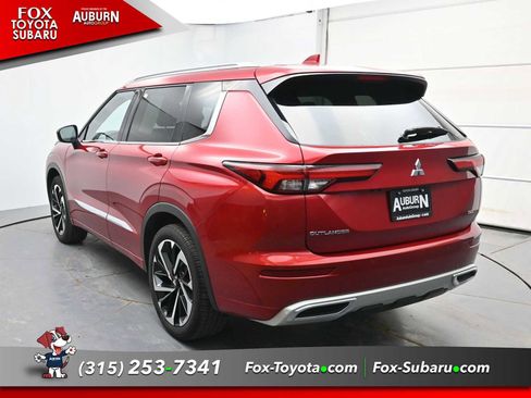 Used 2022 Mitsubishi Outlander SEL image 12