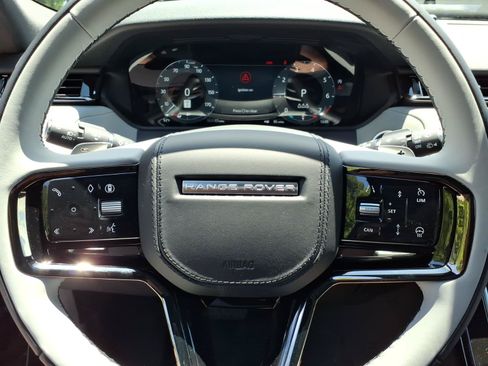New 2026 Land Rover Range Rover Velar S AWD/4WD image 11