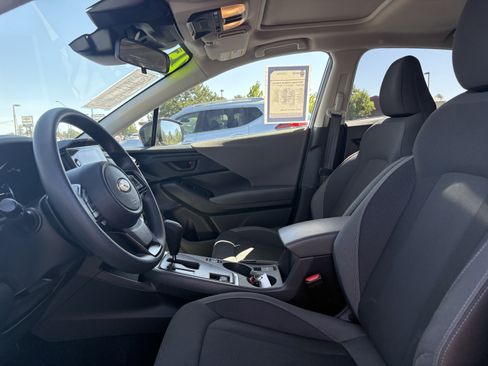Used 2025 Subaru Crosstrek 2.5i Premium AWD/4WD image 15