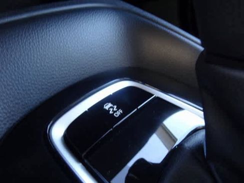 Used 2025 Toyota Corolla LE image 17