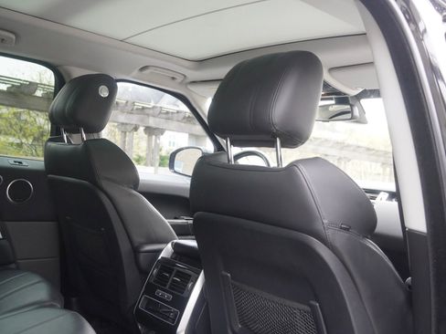 Used 2016 Land Rover Range Rover Sport Supercharged image 36