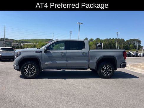 Used 2024 GMC Sierra 1500 AT4 w/ AT4 Preferred Package image 5