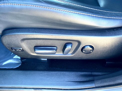 Used 2015 Toyota Highlander XLE image 15