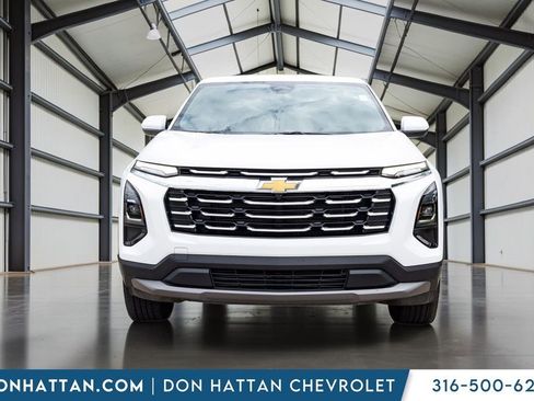 Used 2025 Chevrolet Equinox LT AWD/4WD image 25