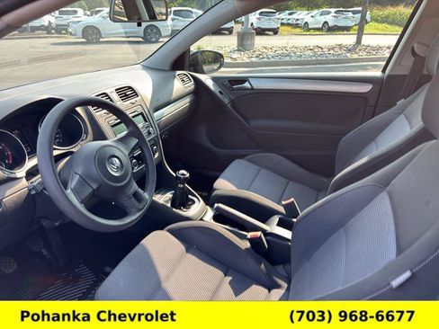 Used 2012 Volkswagen Golf 2-Door FWD image 18
