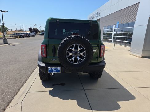 New 2025 Ford Bronco Badlands image 4