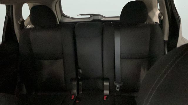 Used 2020 Nissan Rogue SV AWD/4WD image 18