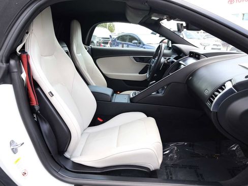 Used 2021 Jaguar F-TYPE Convertible RWD image 35