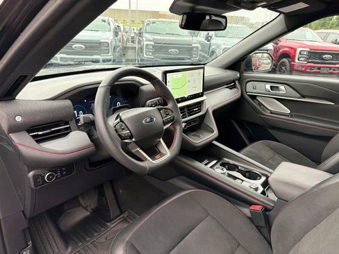 Certified 2025 Ford Explorer ST AWD/4WD image 14