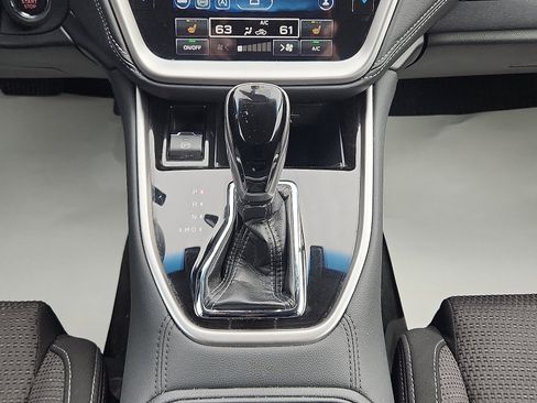Used 2020 Subaru Outback Premium image 18
