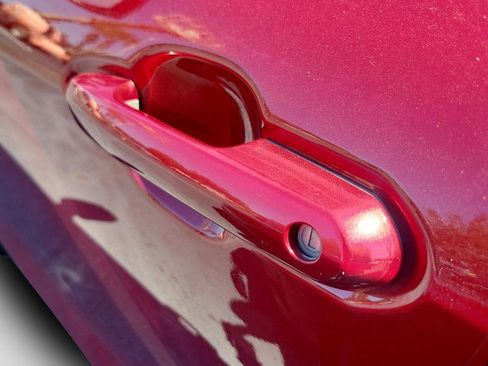 Used 2022 Toyota Highlander Limited image 7