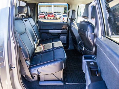 Used 2023 Ford F250 Lariat w/ Chrome Package image 20