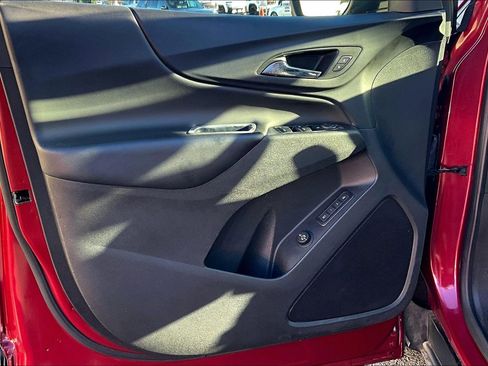 Used 2020 Chevrolet Equinox LT w/ Sport Edition image 19