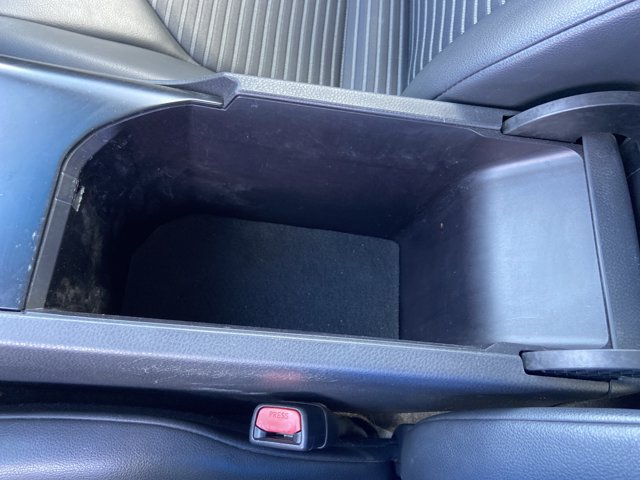 Used 2018 Toyota Camry SE FWD image 39