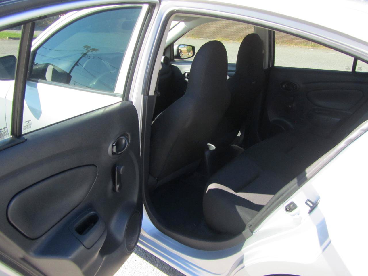 Used 2017 Nissan Versa S Plus FWD image 19