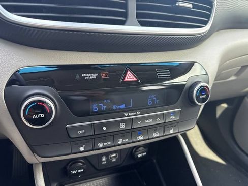 Used 2020 Hyundai Tucson SEL FWD image 12