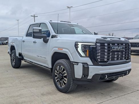 New 2026 GMC Sierra 2500 Denali Ultimate image 5