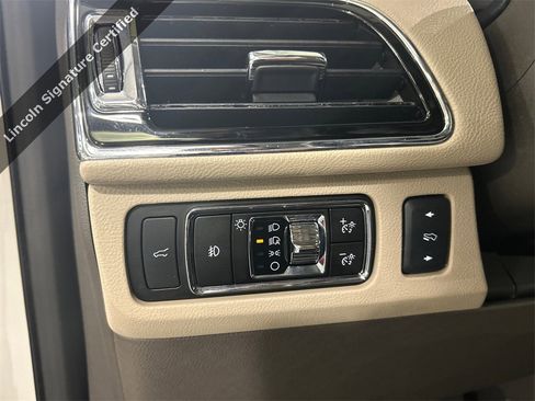 Used 2023 Lincoln Navigator L Reserve image 20