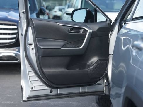 Used 2024 Toyota RAV4 LE FWD image 30