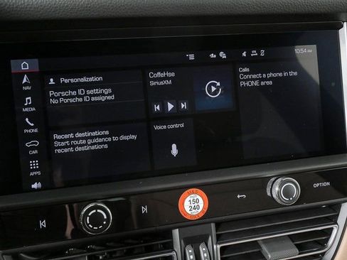 New 2026 Porsche Macan image 14