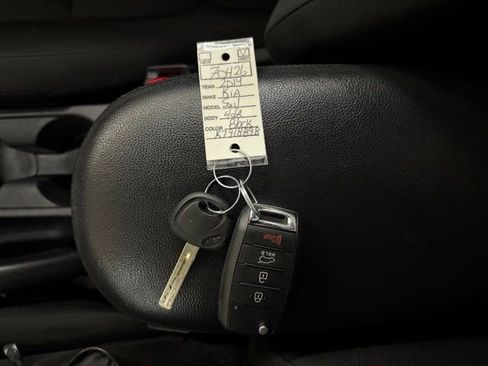Used 2019 Kia Soul FWD image 28