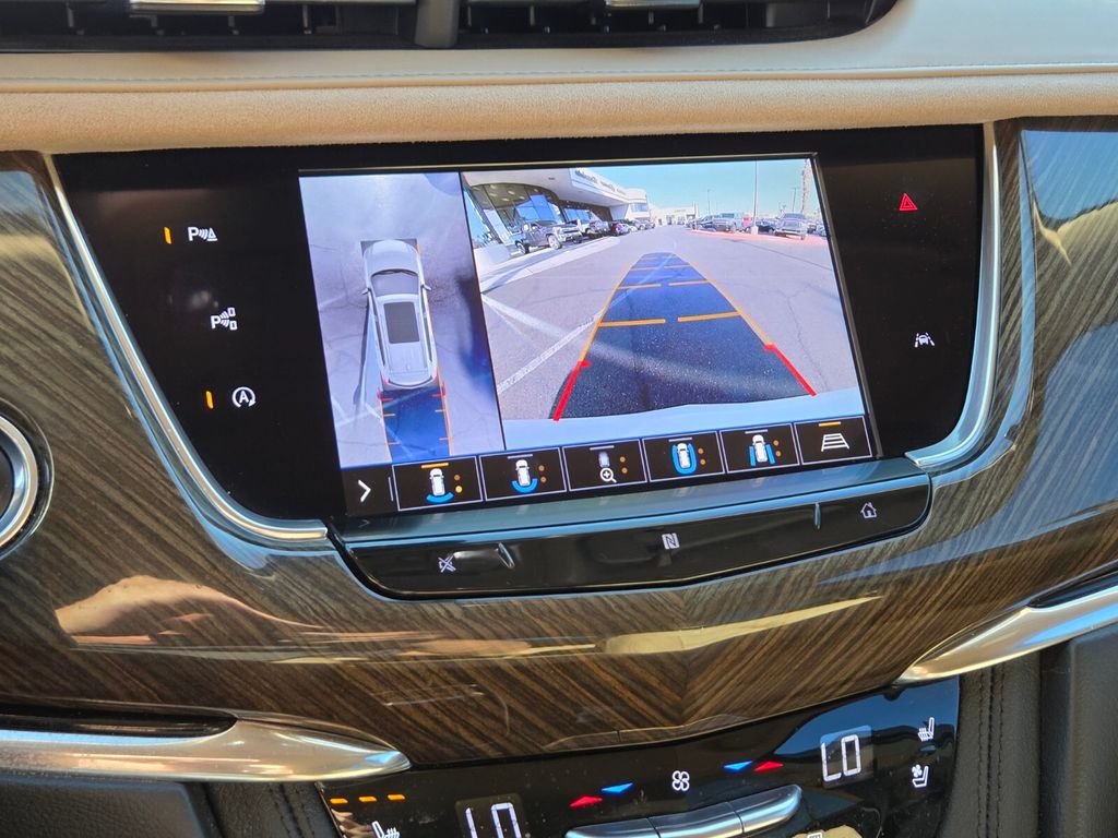 Used 2020 Cadillac XT6 Premium Luxury w/ Platinum Package FWD image 32