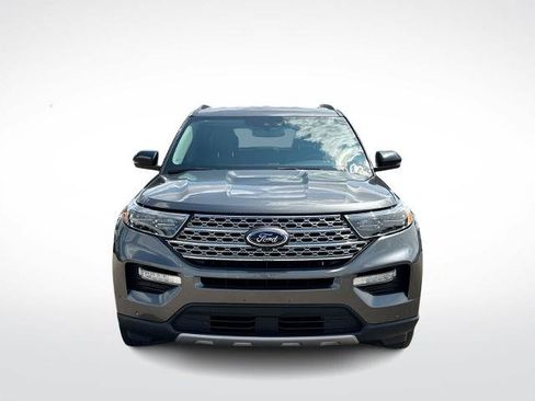 Certified 2024 Ford Explorer XLT w/ Equipment Group 202A AWD/4WD image 3