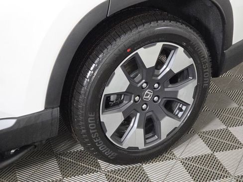 New 2026 Honda Pilot Touring image 10