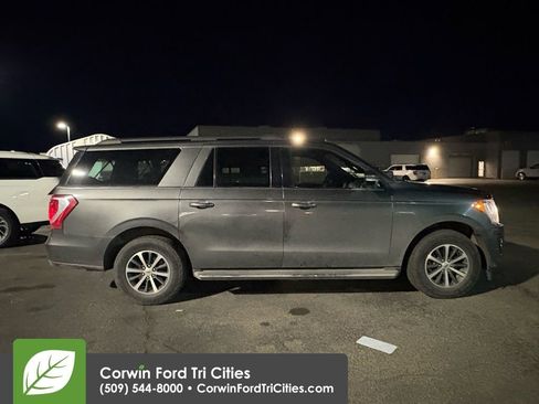 Used 2018 Ford Expedition Max XLT w/ Equipment Group 202A image 14
