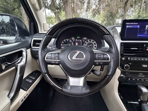 Used 2023 Lexus GX 460 Premium AWD/4WD image 34