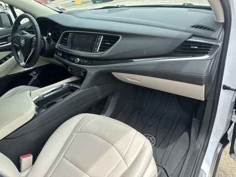 Used 2022 Buick Enclave Premium w/ Surround and Sites Package image 12