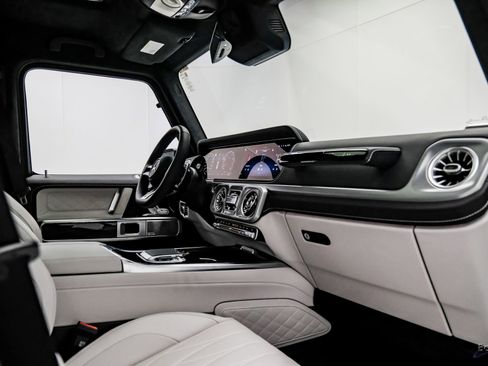 Used 2026 Mercedes-Benz G 63 AMG 4MATIC image 54