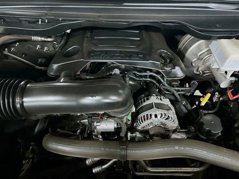 Used 2020 RAM 1500 Limited image 31