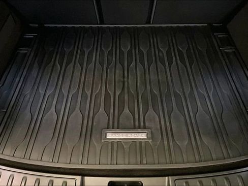 Certified 2026 Land Rover Range Rover Evoque S image 33