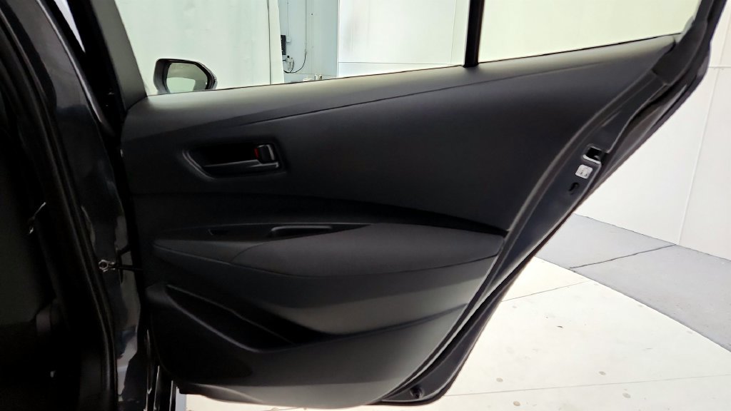 Used 2024 Toyota Corolla LE FWD image 19