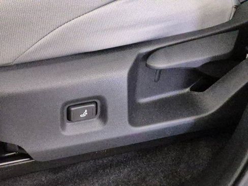 New 2025 Toyota Tacoma SR5 image 15