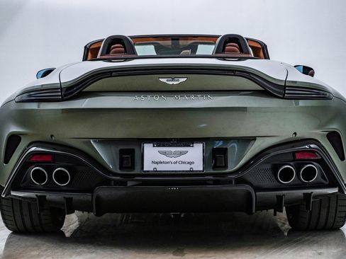 Used 2026 Aston Martin V8 Vantage Roadster image 9