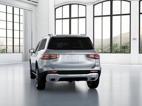 New 2026 Mercedes-Benz GLB 250 4MATIC image 26