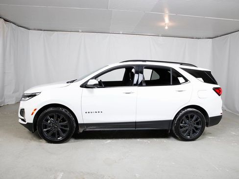 Used 2024 Chevrolet Equinox RS image 25
