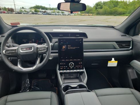 New 2027 GMC Terrain AT4 w/ Convenience Package III AWD/4WD image 3