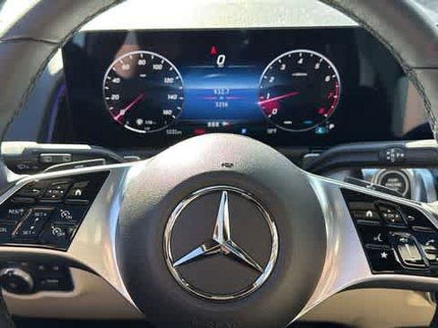 Certified 2025 Mercedes-Benz GLB 250 GLB 250 image 18